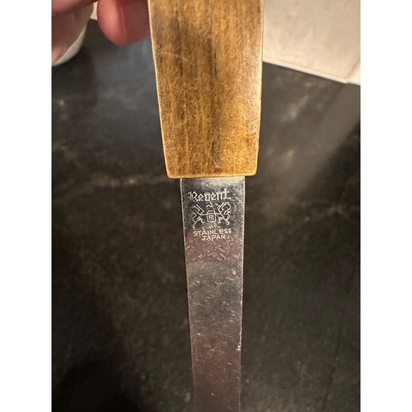 Regent Stainless Japan Serving Spoon Wooden Handle Fighting Lions Logo - Picture 3 of 7